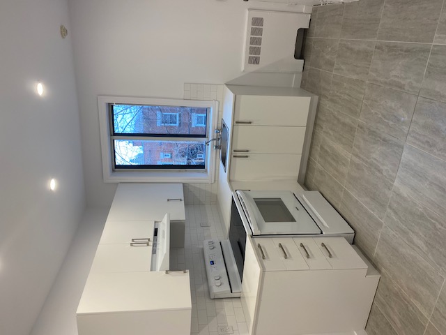 4890 Avenue Plamondon - 14